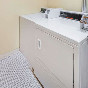 Hotel La Quinta Inn & Suites By Wyndham Helena cazare Helena