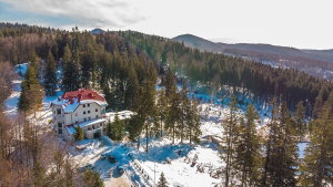 Hotel Complex Hotelier Cota O Mie cazare Moroeni