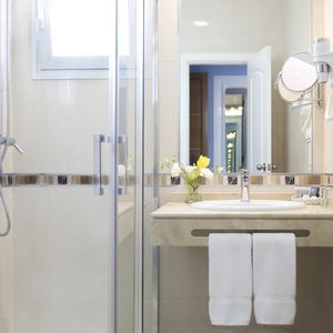 Sejur Plaza Cavana vacanta Nerja