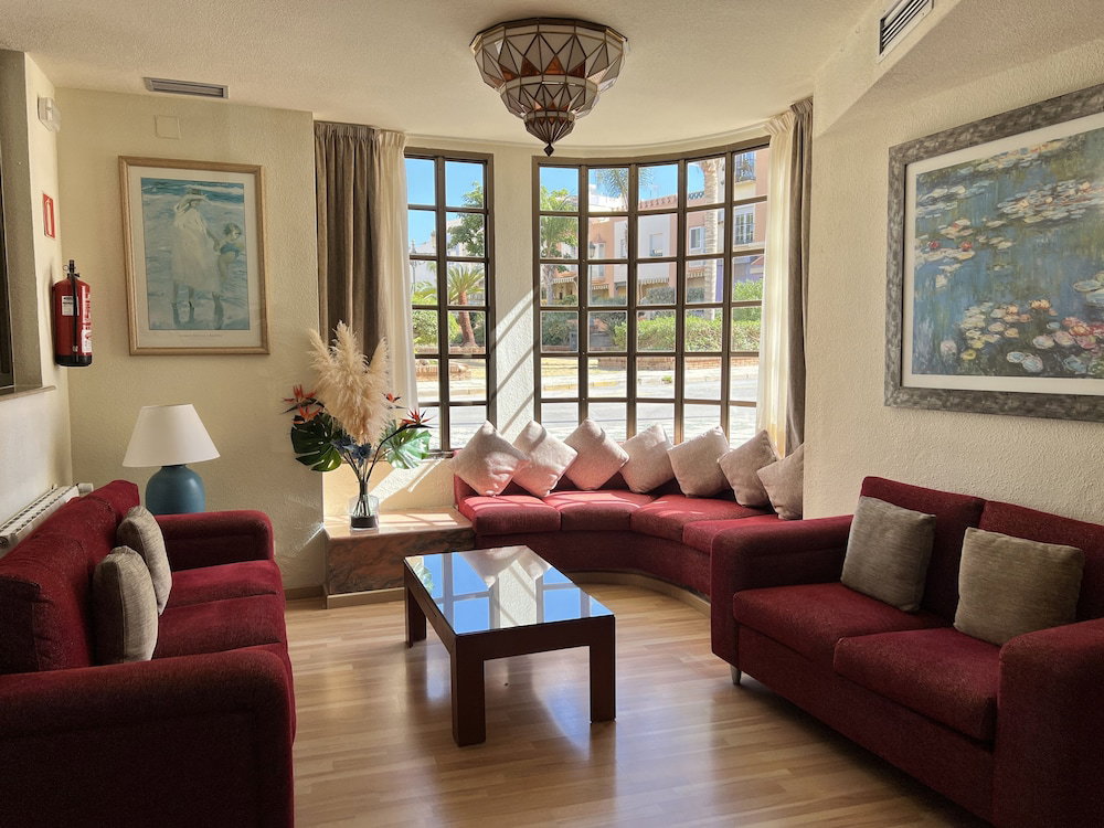 Hotel Sercotel Perla Marina