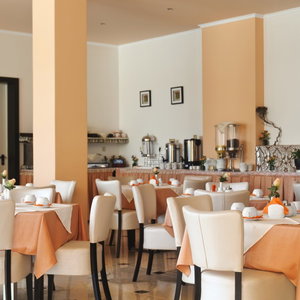 Hotel Nereides cazare Karpathos