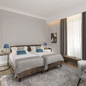 Hotel Hotel La Ville cazare Roma