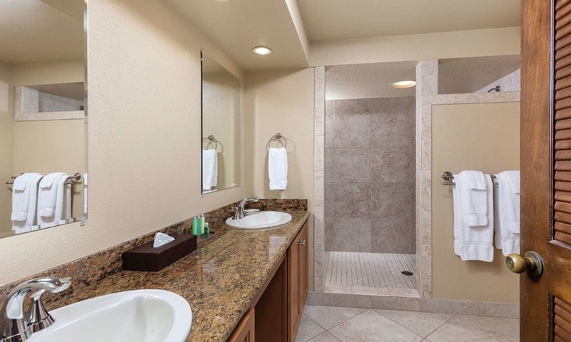 Kona Coast Resort
