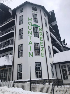 Hotel Mountain Breeze cazare Predeal