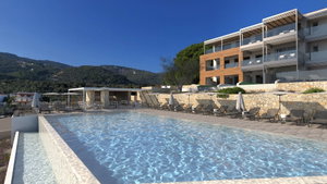 Hotel Amira Suites Skiathos cazare Skiathos