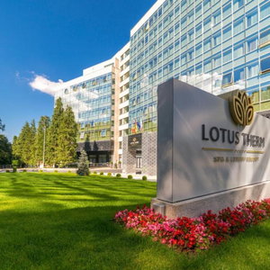 Hotel Lotus Therm SPA & Luxury Resort cazare Baile Felix