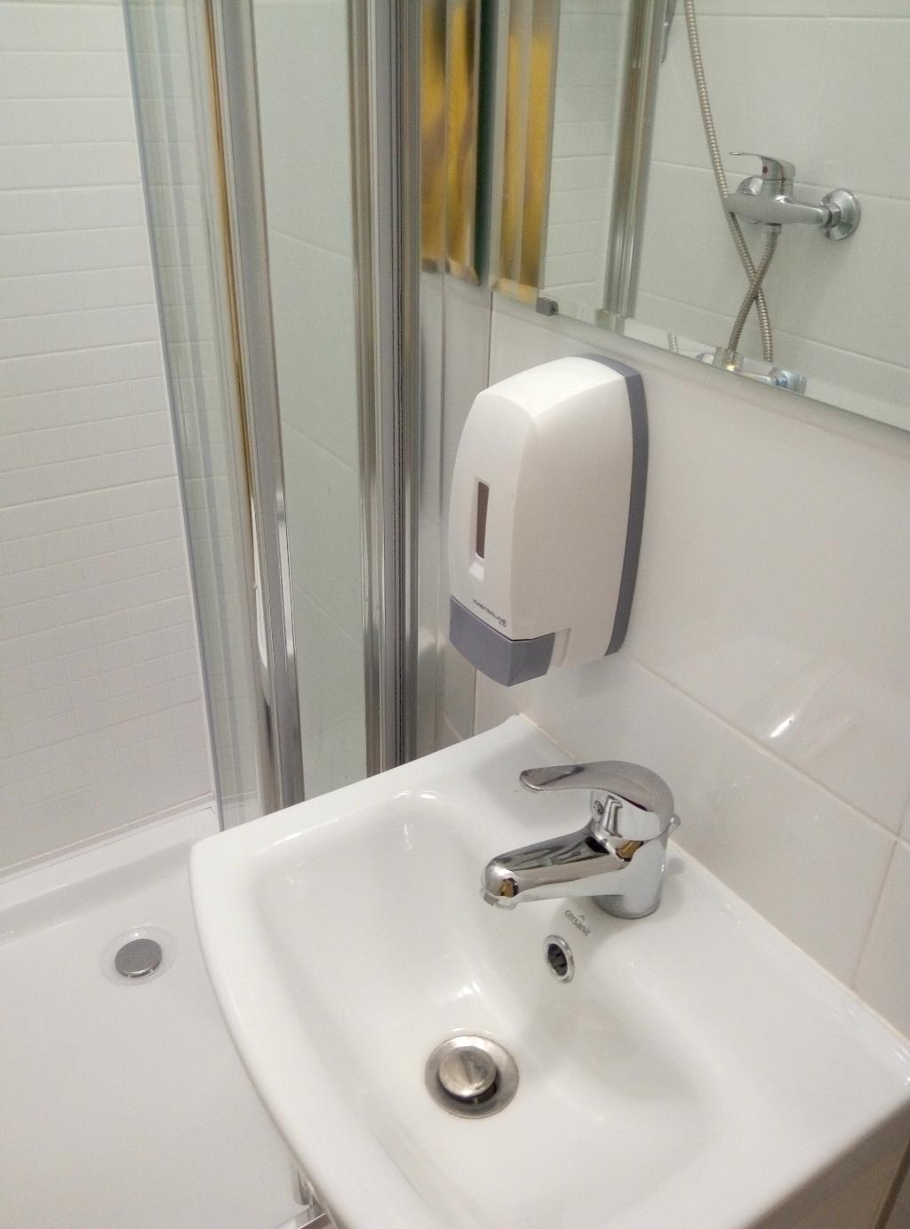 Hotel Lorf Hostel&Apartments