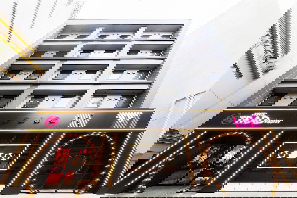 Hotel Hotel Trad Replay