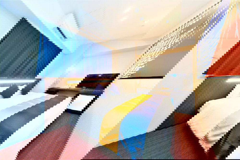 Hotel Kuromon Crystal Hotel