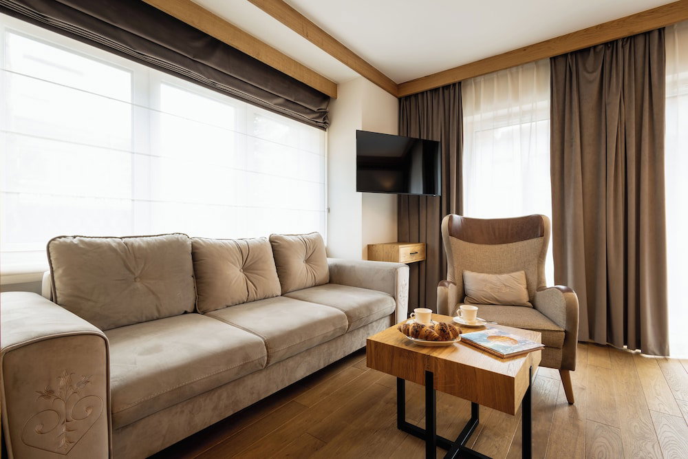 Hotel Aparthotel Merynos