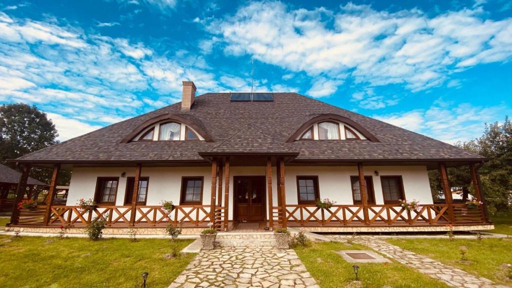 Casa Strabunicului