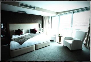 Demora Hotel