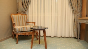 Enerji Hotel