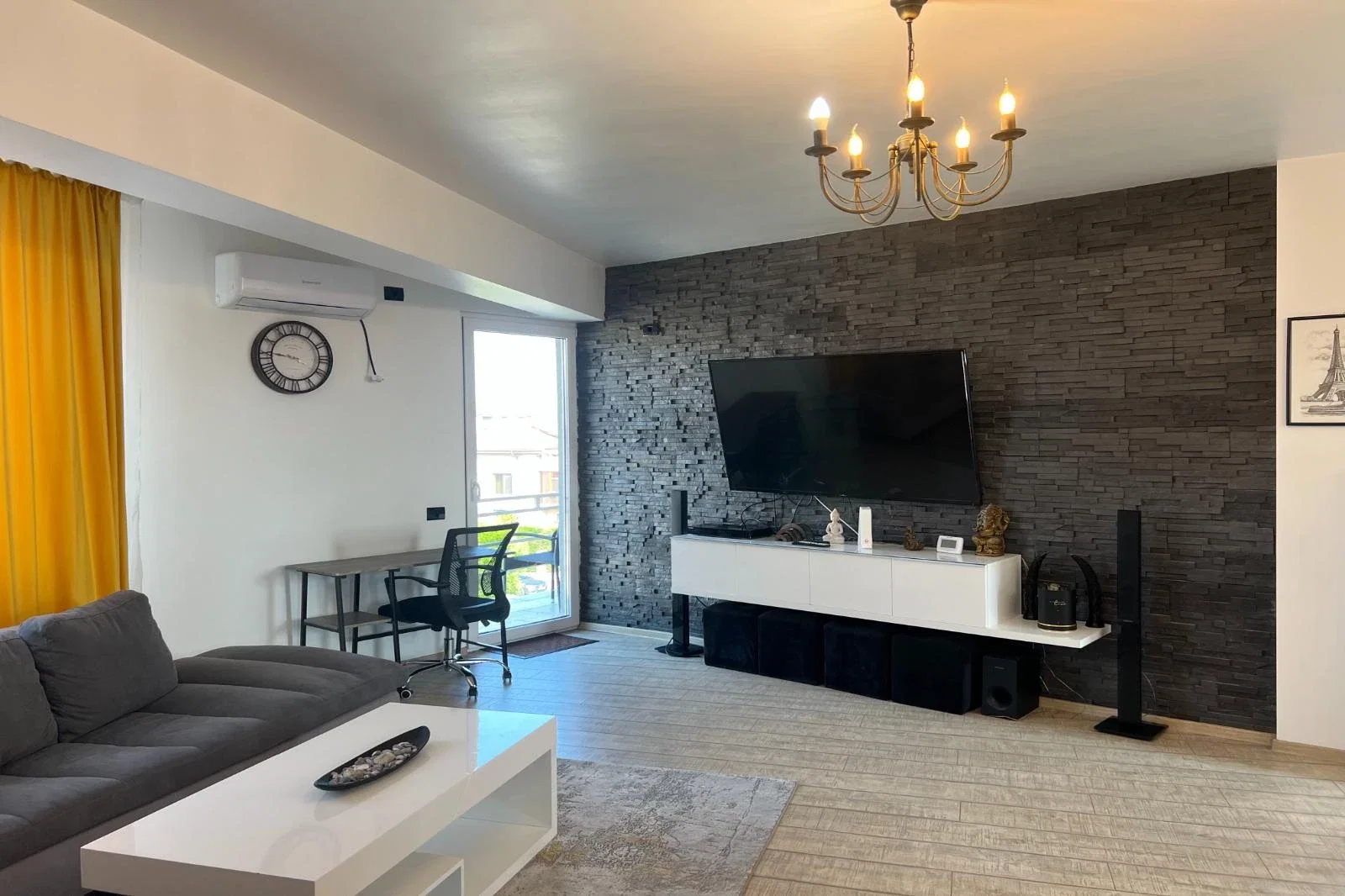 Armand Apartments