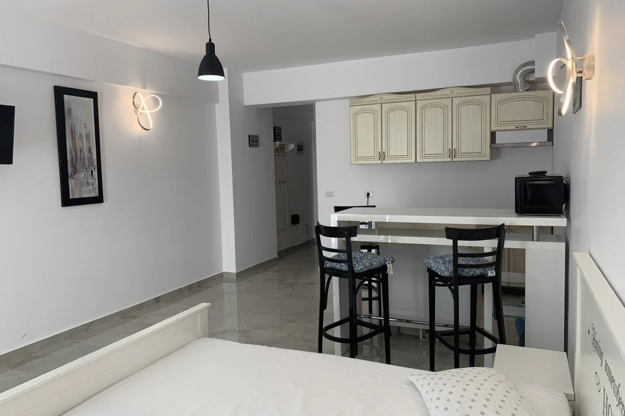 Armand Apartments