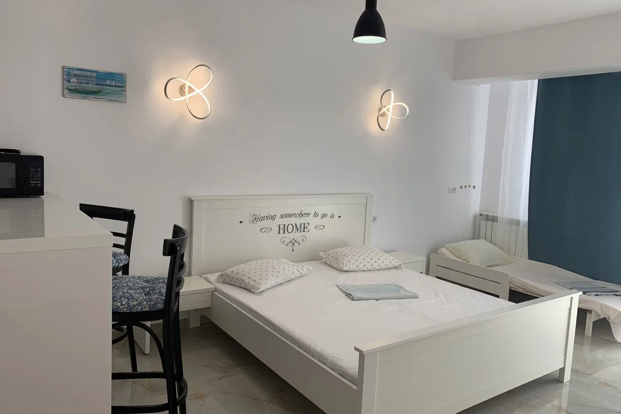 Armand Apartments
