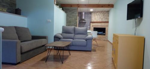 Hotel Apartamentos Montgò
