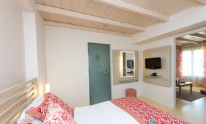 Hotel Iria Beach Art Hotel cazare Naxos