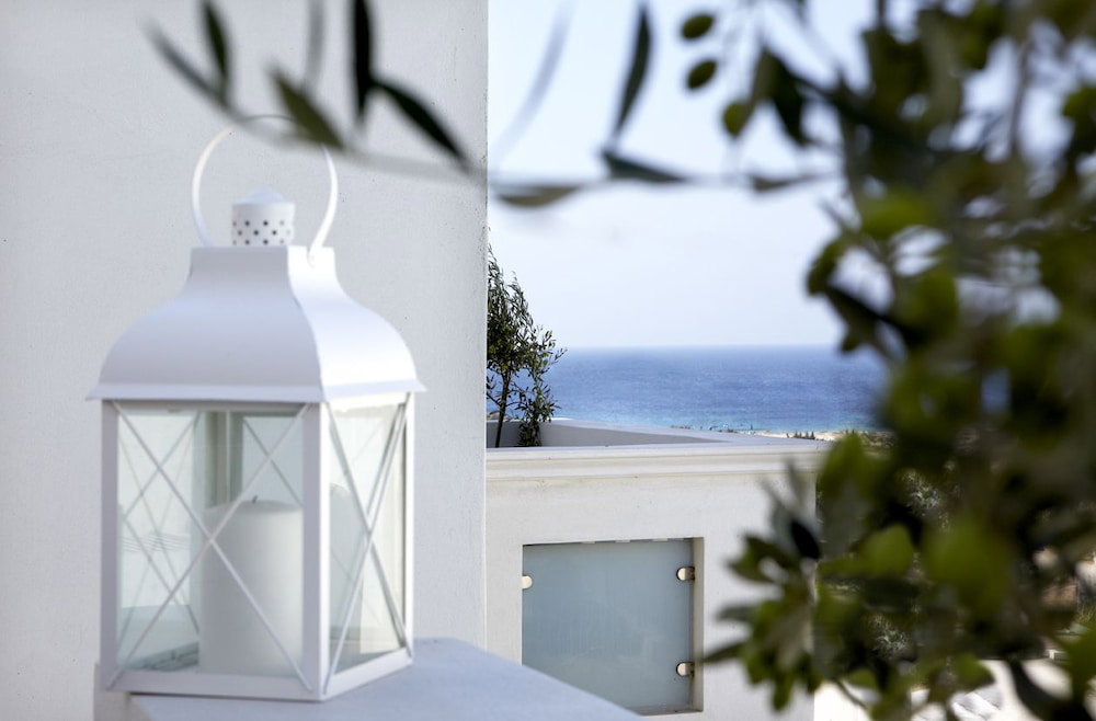 Mitos Suites