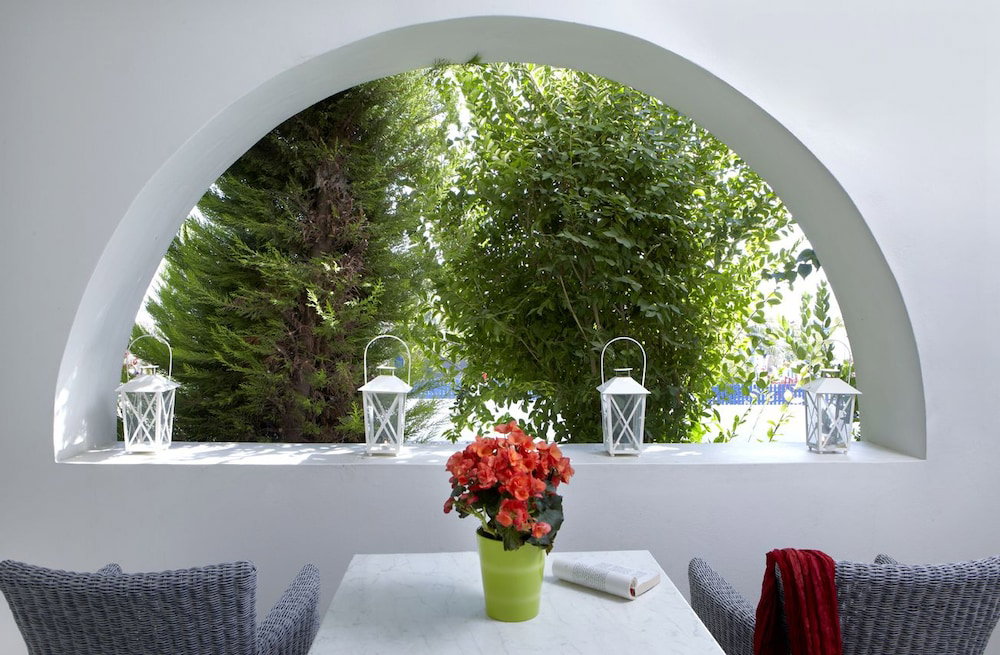 Mitos Suites