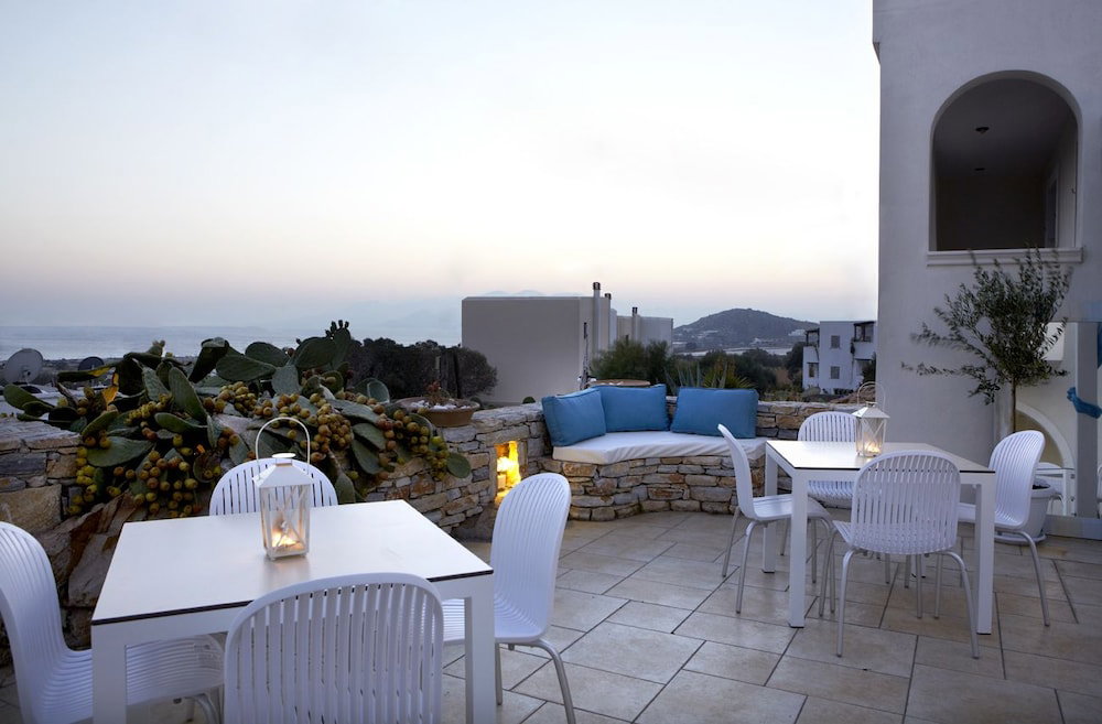 Mitos Suites
