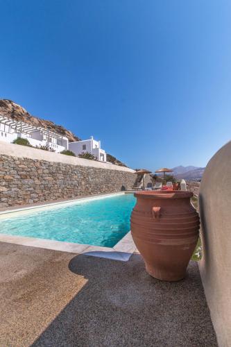 Halcyon Suites And Villas Naxos