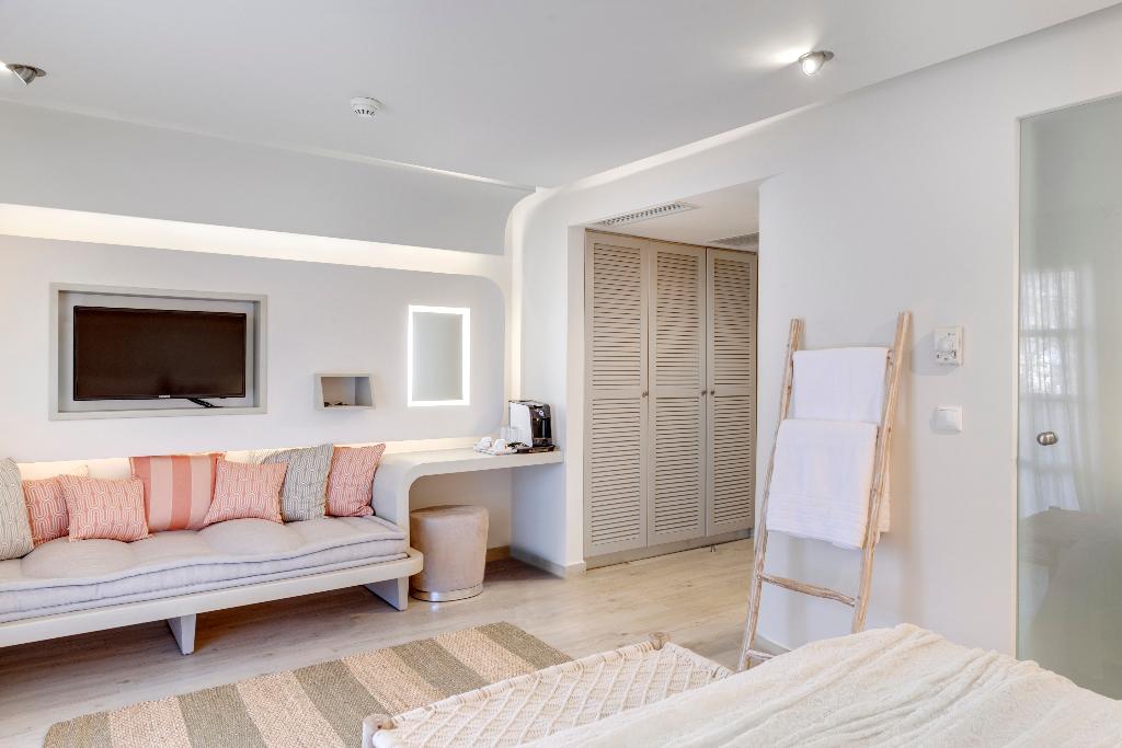 Kouros Art Hotel - Adults Only