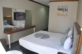 Grand Sera Hotel