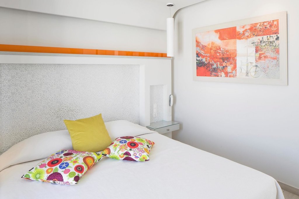 Kouros Art Hotel