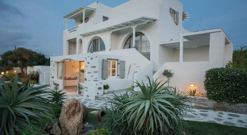 Faros Villa Small Hotel & Restaurant