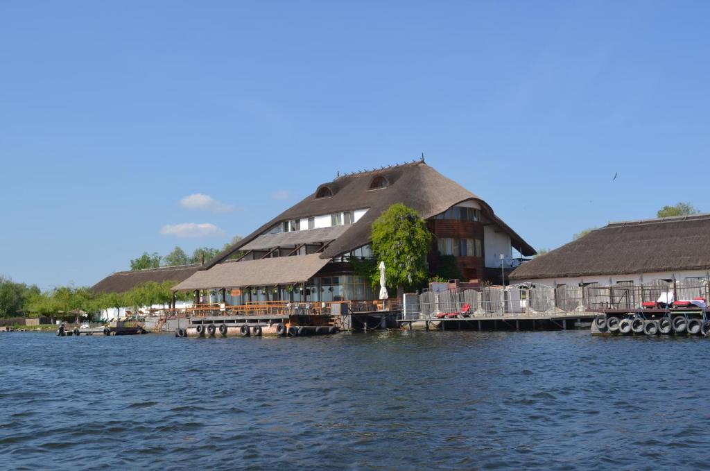 Paradise Delta House