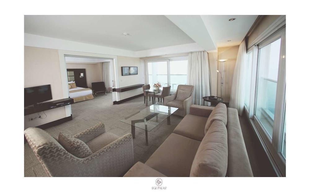 Hotel Ege Palas Business Hotel
