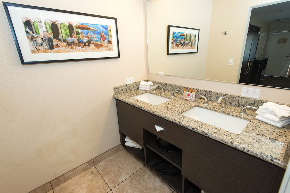 Hotel Grand Legacy At The Park