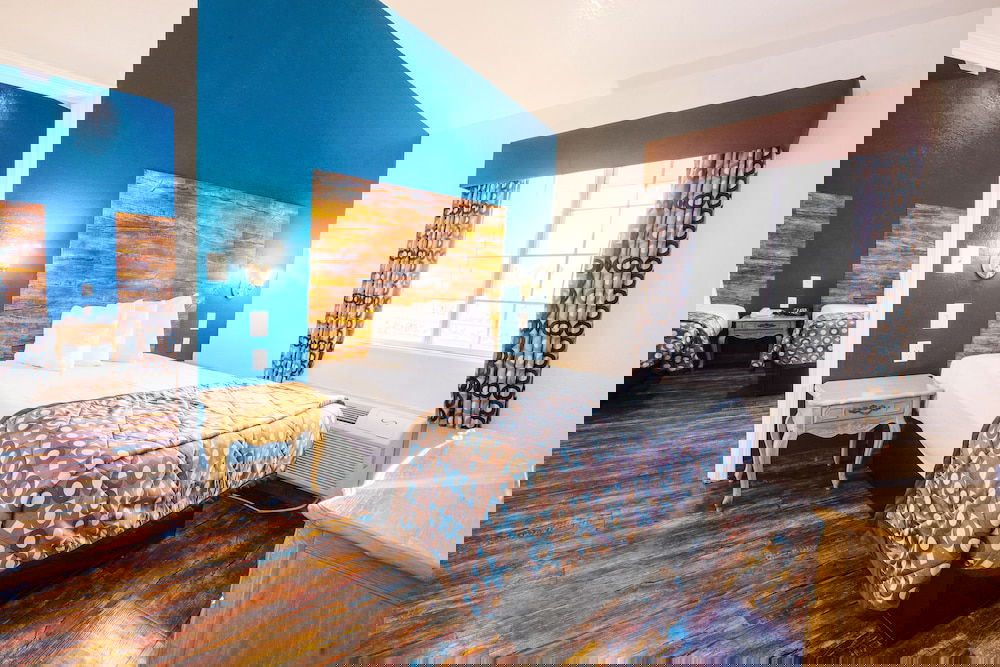 Hotel Anaheim Discovery Inn & Suites