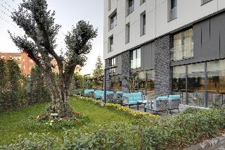 Hotel Leo Suites Hotel