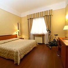 Hotel Hotel Astoria cazare Bologna