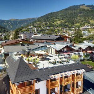 Hotel Fish Inn cazare Zell am See