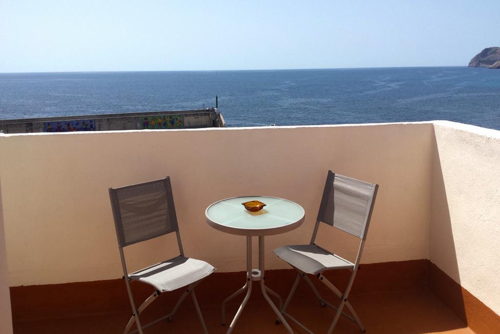 dal travel Hostal Port Corona
