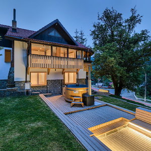 Hotel Blend Mountain Villa cazare Busteni