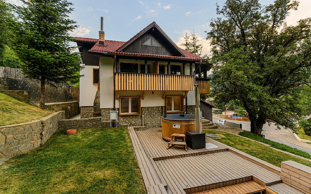 Blend Mountain Villa