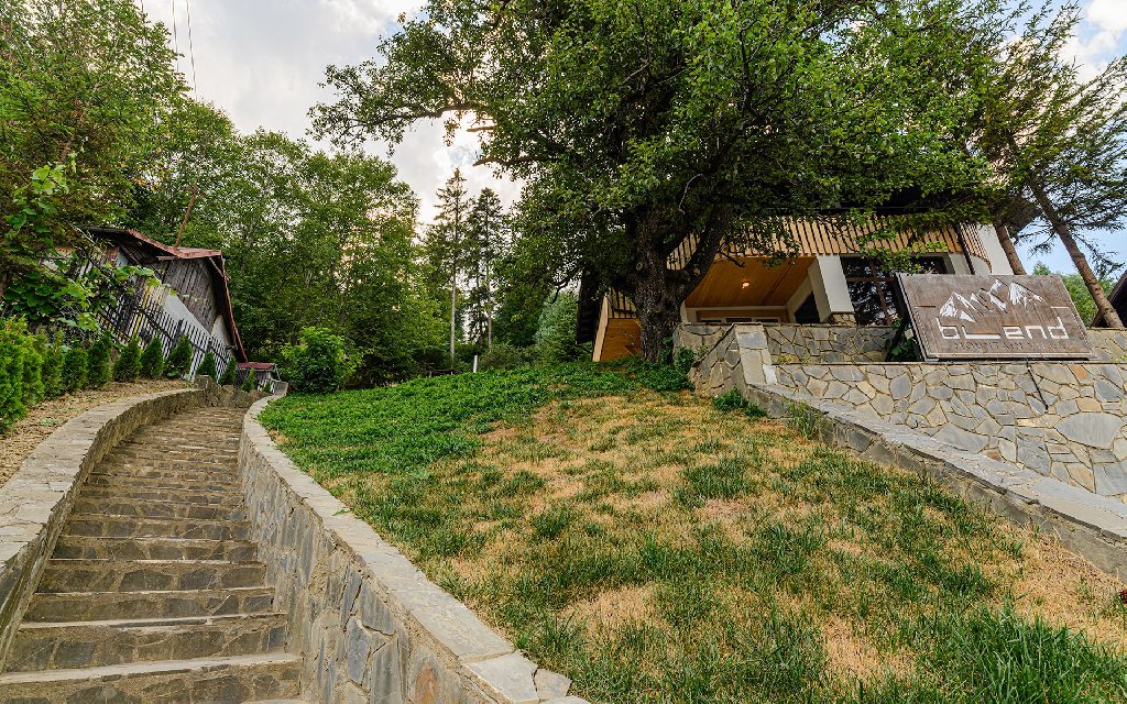 Blend Mountain Villa