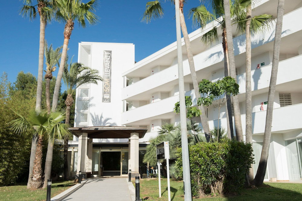dal travel Som Llevant Suites