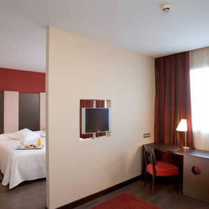 Hotel Azz Pamplona Norte cazare Pamplona