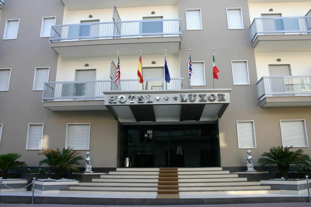 Hotel Luxor Hotel