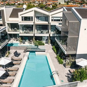 Hotel Serenity Suites cazare Halkidiki