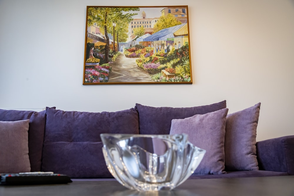 Beautiful Flat In Superb Location