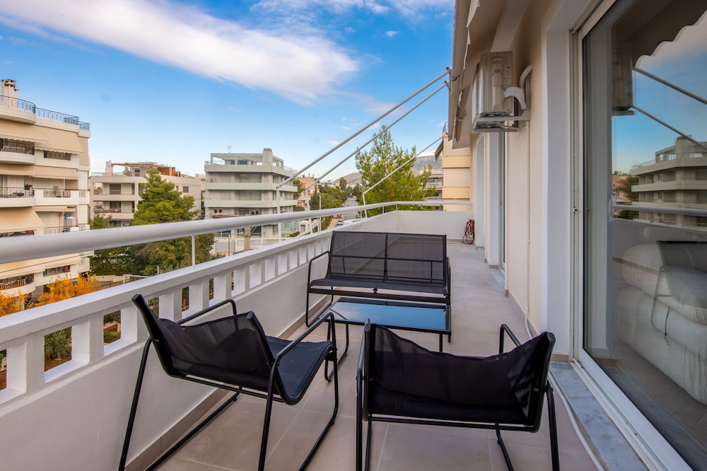 Phaedrus Living: Glyfada Seaview Luxury Penthouse