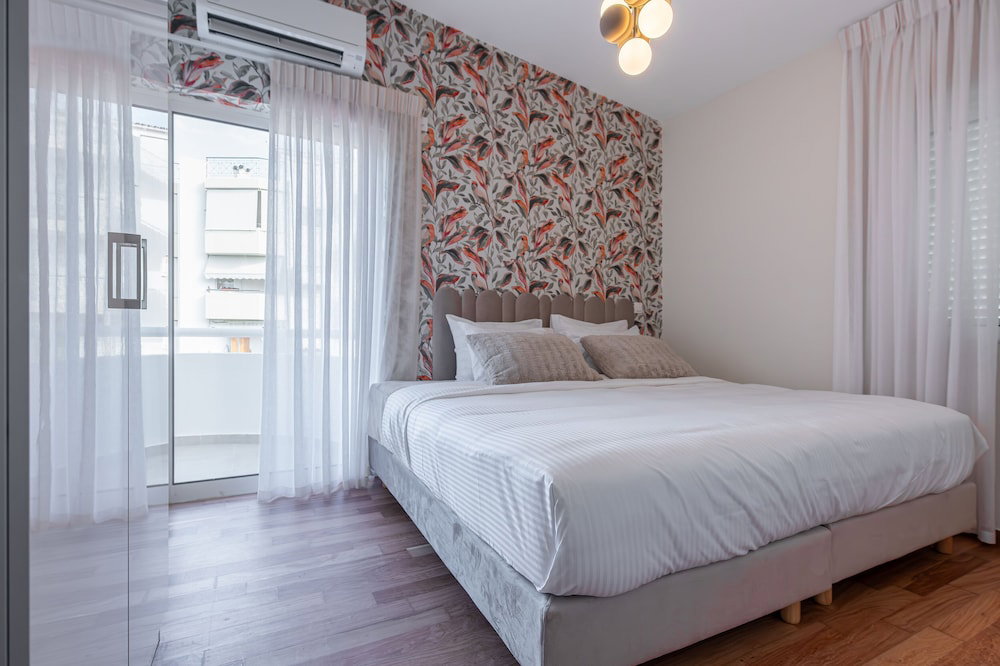 Phaedrus Living: Glyfada Seaview Luxury Penthouse