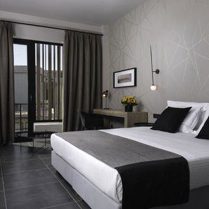 Sejur Azur Suites Glyfada vacanta Glyfada