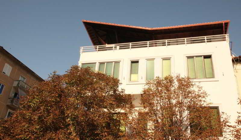 Hotel Hotel White City